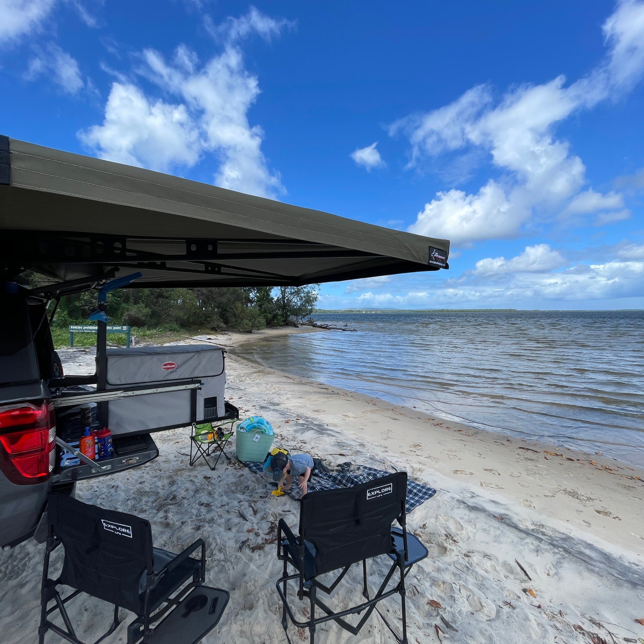 The Bush Company 270XT Awning | Freestanding | No Poles