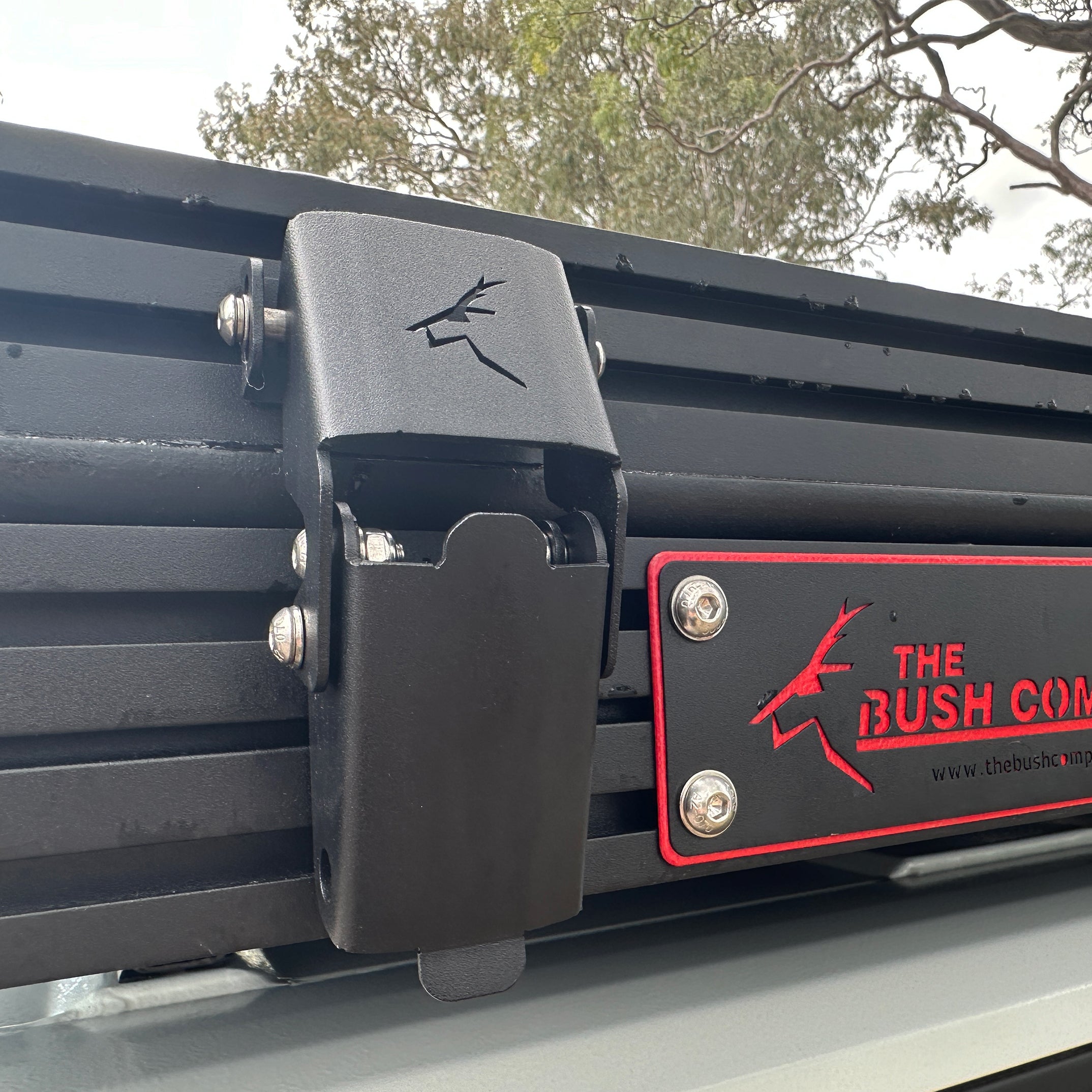 LX27 Clamshell Rooftop Tent