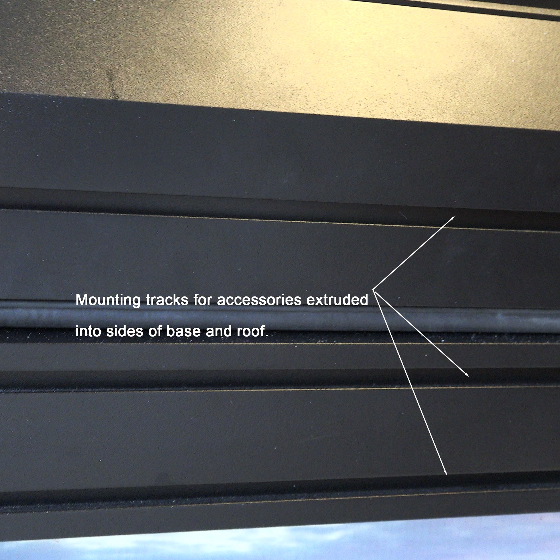 AX27 Clamshell Rooftop Tent