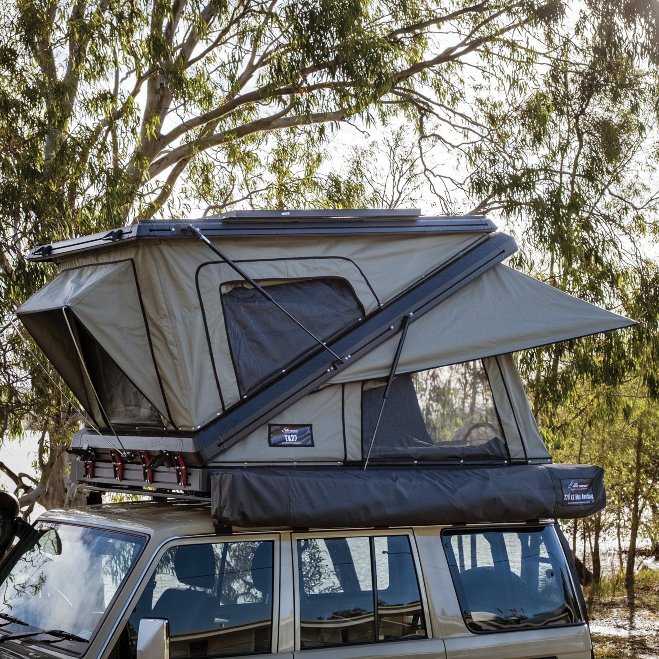 TX27 Hardshell Rooftop Tent