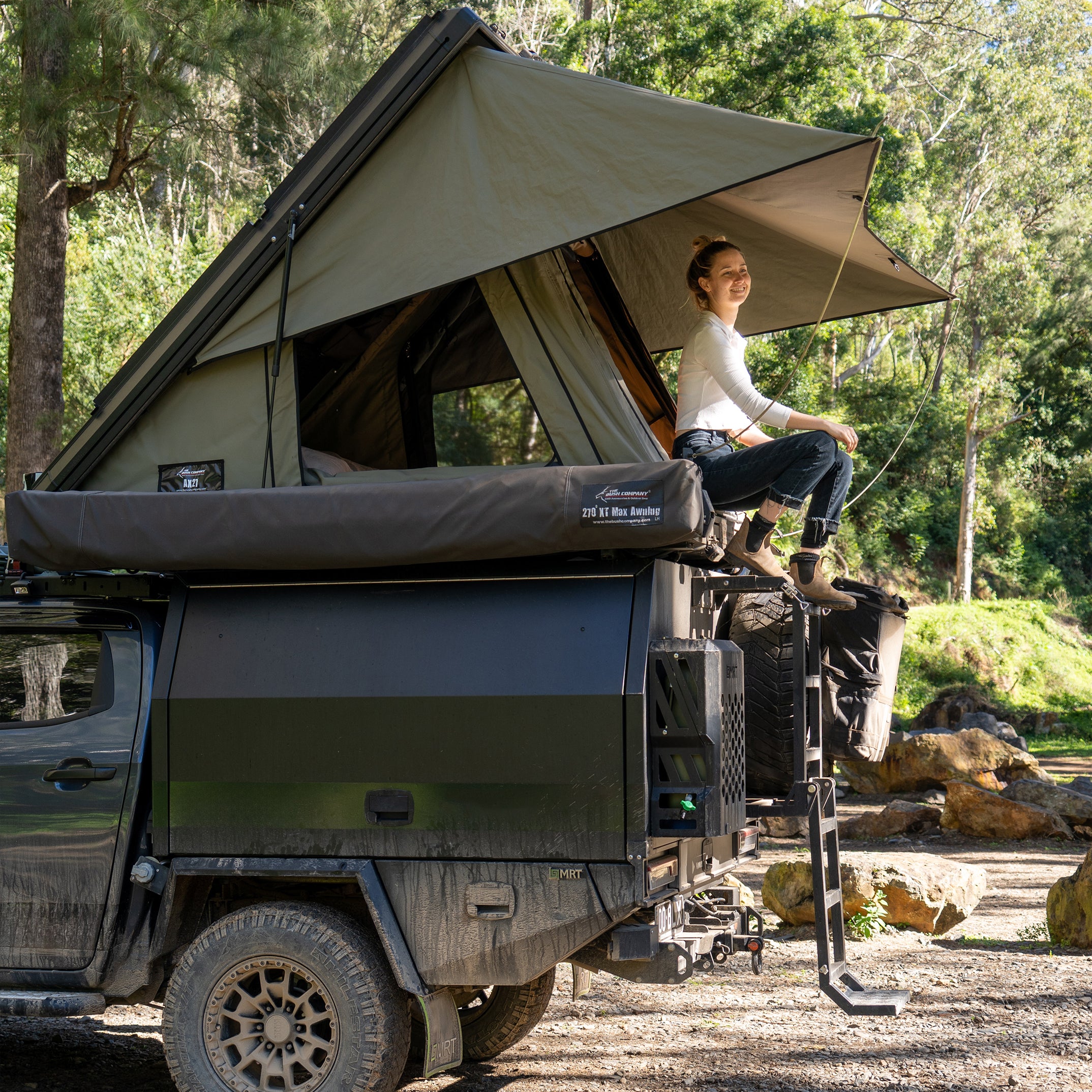 AX27 Clamshell Rooftop Tent