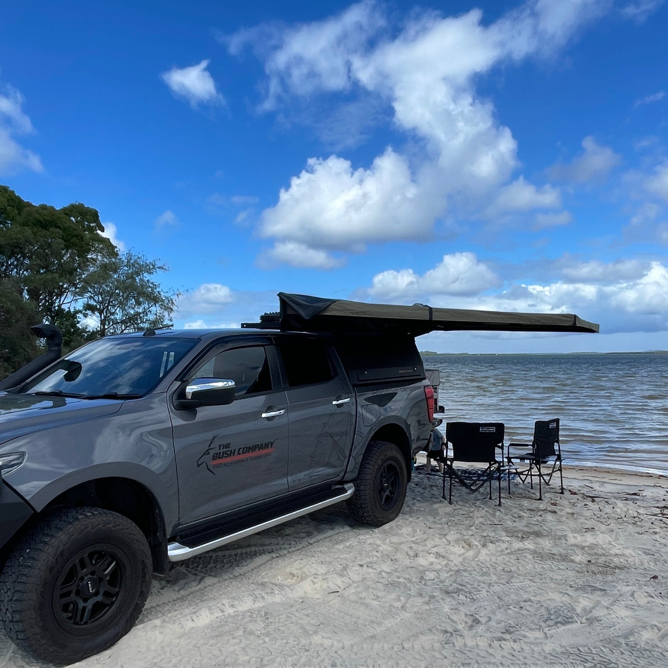 The Bush Company 270XT Awning | Freestanding | No Poles